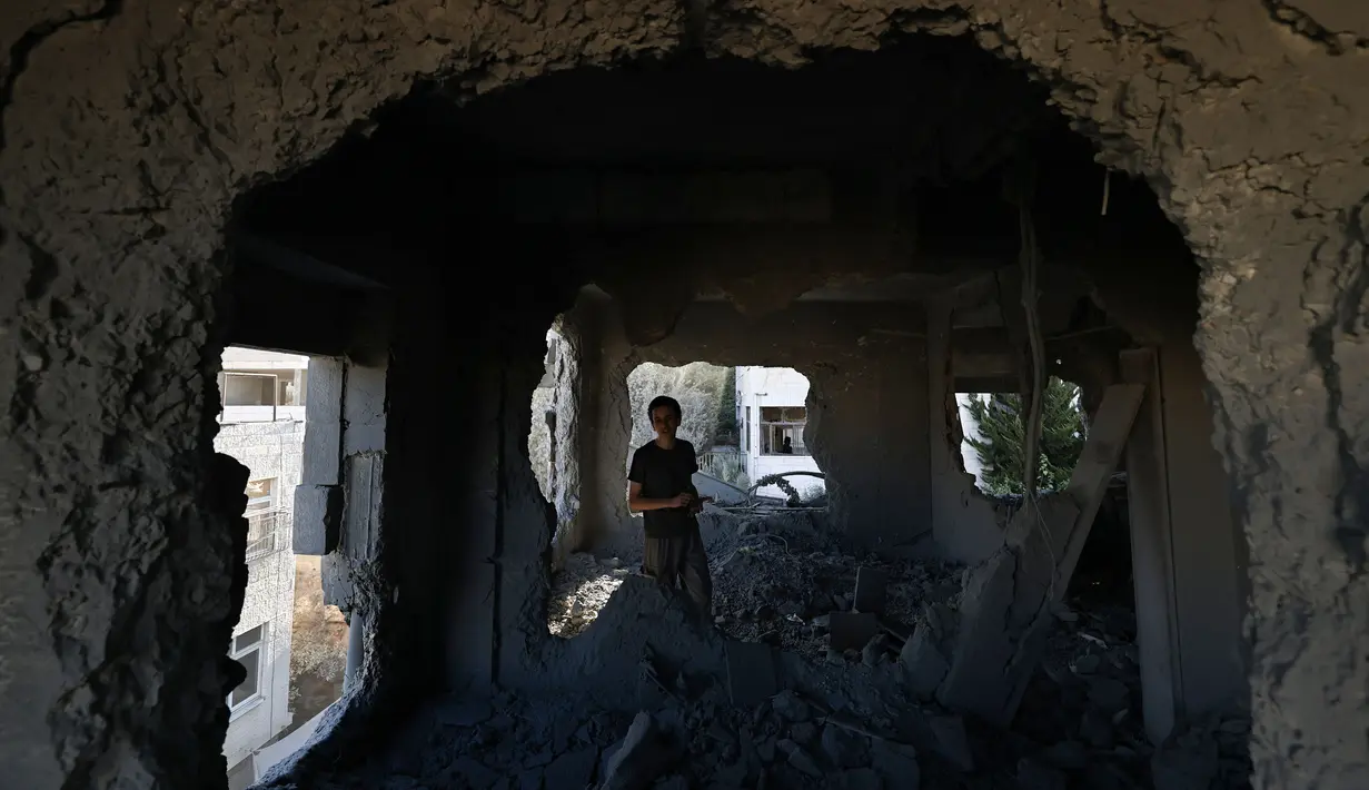 Rumah tersebut milik warga Palestina, Khaled Kharouf. (Zain JAAFAR/AFP)