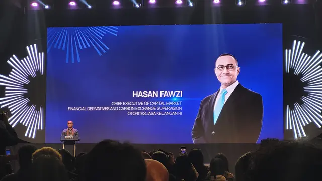 Kepala Eksekutif Pengawas Pasar Modal, Keuangan Derivatif, dan Bursa Karbon OJK Hasan Fawzi, Kamis, (8/10/2026). (Foto: Liputan6.com/Dreyandra P)