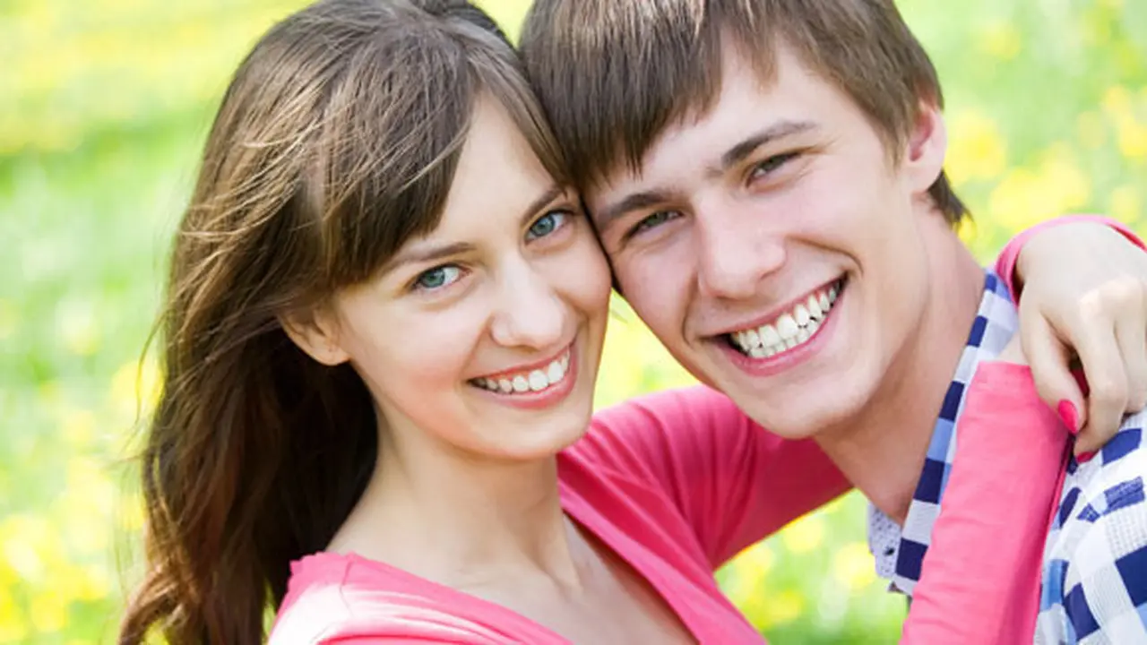 (c) shutterstock