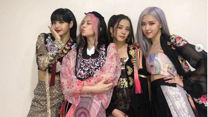 Kenapa Lisa Dan Jennie Blackpink Dilarang Belanja Bareng Lifestyle Liputan6 Com