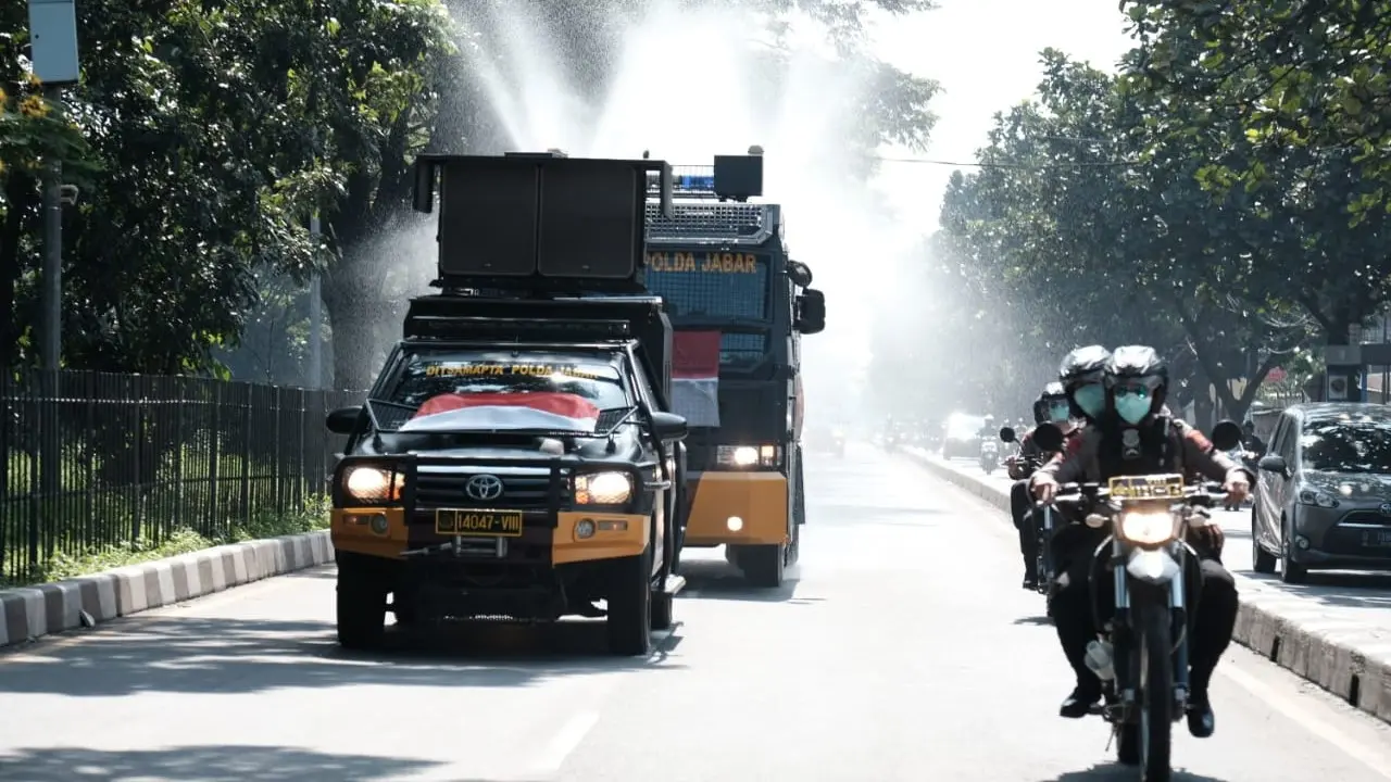 Penyemprotan Disinfektan