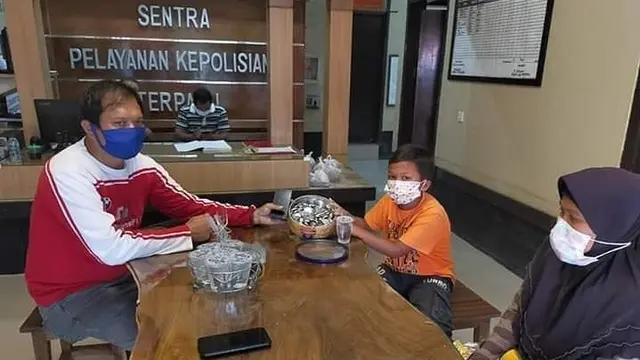 Bocah Sumbang APD