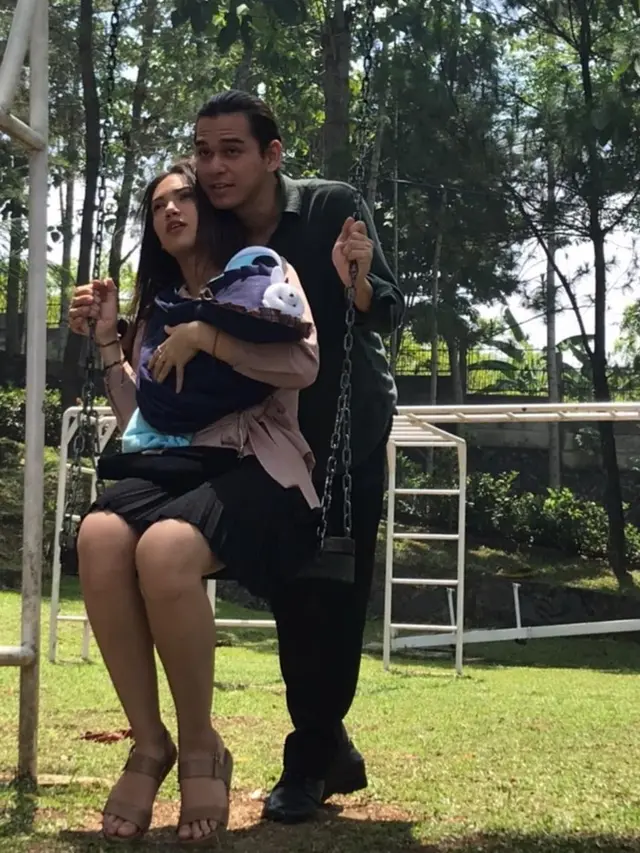 7 Potret Haico Van der Veken dan Rangga Azof Jadi 'Orang Tua Muda' Ini Curi Perhatia