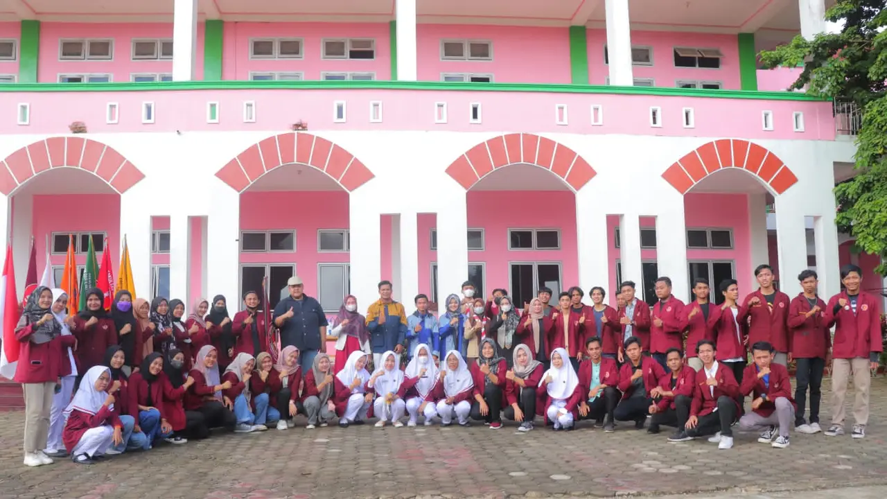 Aksi Sosial Ramadan Aliansi BEM Fakultas se-Undhari di Situs Cagar Budaya Siguntur Dharmasraya