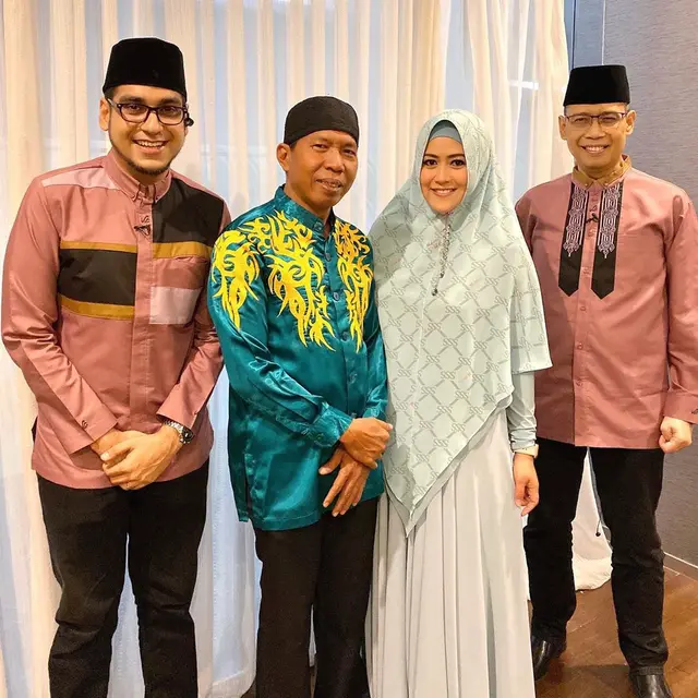 Istri Kedua Minta Cerai, Ini 6 Momen Manis Kiwil dan Meggy Wulandari