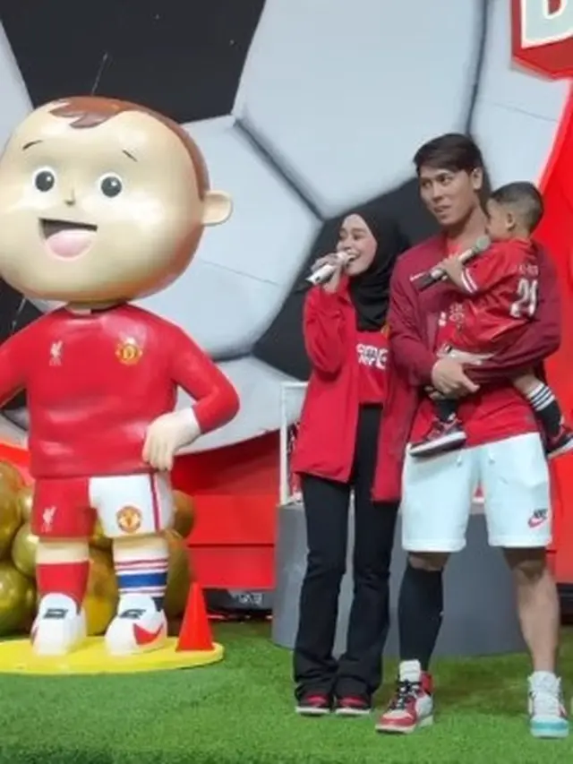 Potret Keluarga Rizky Billar (Sumber: Instagram/harrisvriza dan Instagram/lestikejora)