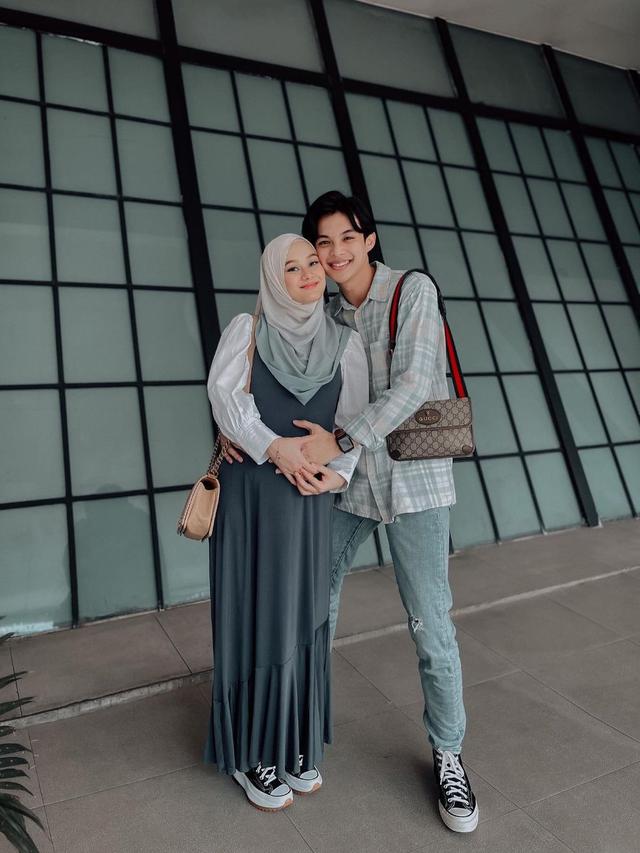 Jadi Suami Siaga, Ini 7 Potret Rey Mbayang Dampingi Dinda Hauw Selama Hamil