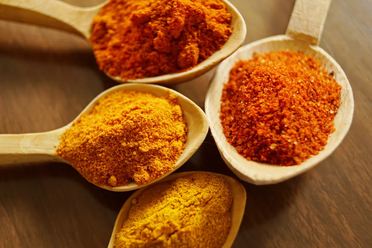 Atasi Jerawat dan Bekasnya, Resep DIY Masker Tepung Beras dan Kunyit