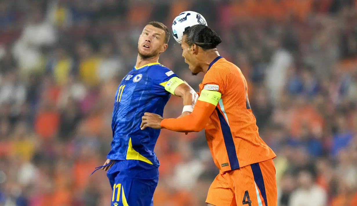 Pasukan Ronald Koeman hanya kalah selisih gol dari Jerman yang berada di posisi teratas. (AP Photo/Peter Dejong)
