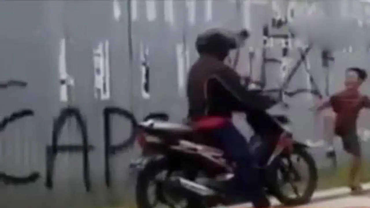 Bocah Hadang Motor