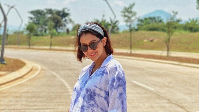 Potret Bunga Jelitha Pamer Baby Bump. (Sumber: Instagram.com/bungajelitha66)