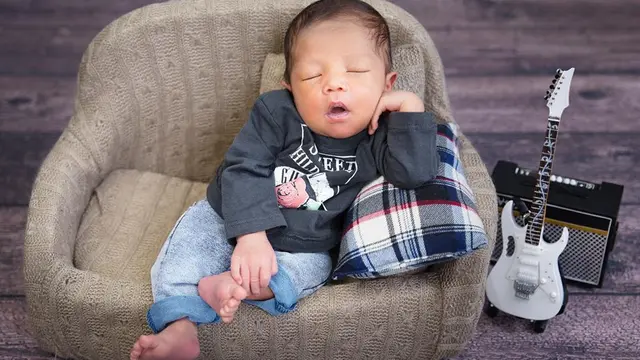Potret Anak Bayi Artis yang Kelahirannya Telah Dinanti-nanti Oleh Publik