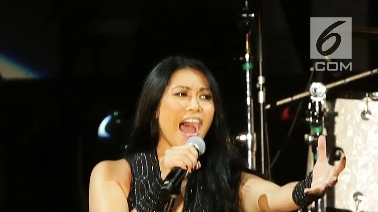 Anggun C Sasmi