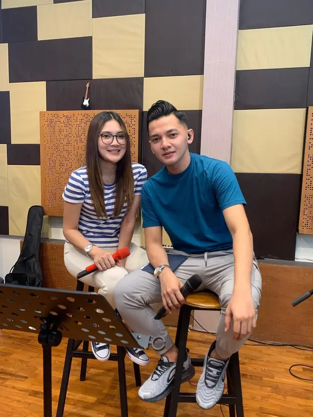 [Fimela] Gendhis Anak Nella Kharisma dan Dory