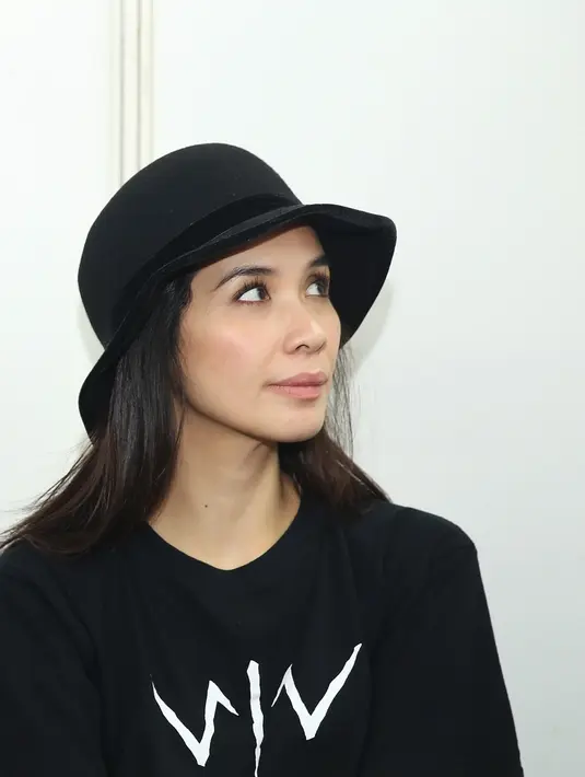 Film Wiro Sableng 212 ini diangkat dari sebuah cerita silat yang sudah melegenda sejak dulu, yakni karya Bastian Tito yang berjudul Wiro Sableng. Untuk bukunya sendiri, cerita ini memiliki 158 buku selama 36 tahun. (Bambang E.Ros/Bintang.com)