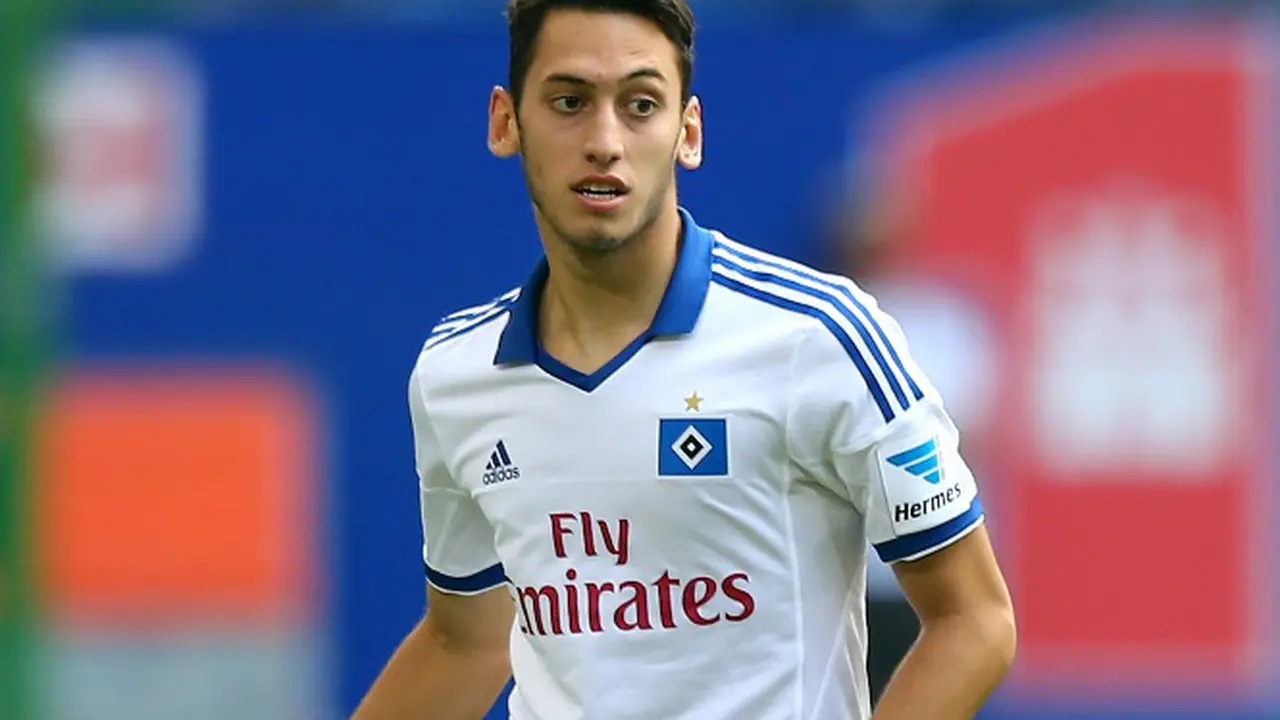Hakan calhanoglu