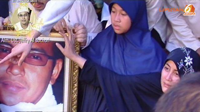 Anak Sulung Uje: Saya Tanggung Jawab Atas Adik-adik - ShowBiz Liputan6.com