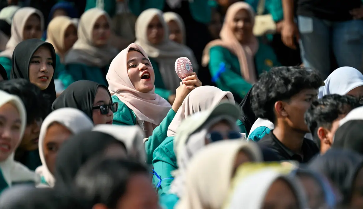 Pemotongan anggaran ini yang kemudian disebut oleh Presiden Prabowo Subianto sebagai langkah efisiensi. (CHAIDEER MAHYUDDIN/AFP)