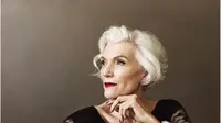 Di usianya yang tak lagi muda, Maye Musk tetap bersinar.