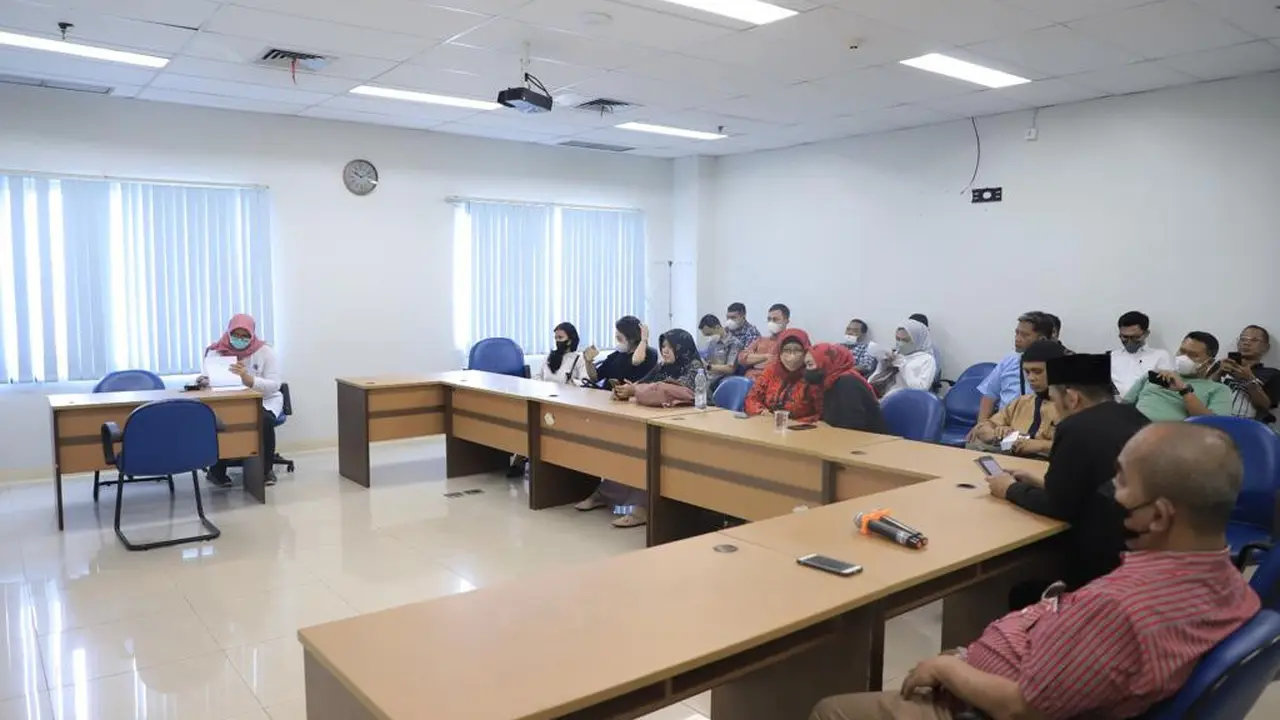 Bakal calon anggota legislatif (caleg) mulai berdatangan melakukan medical check up di RSUD Kota Tangerang.