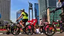 Warga bersepeda saat Car Free Day di Kawasan Bundaran HI, Jakarta, Minggu (4/9/2022). Pemerintah Provinsi DKI Jakarta akan memiliki jalur sepeda hingga 309,5 kilometer. (Liputan6.com/Angga Yuniar)