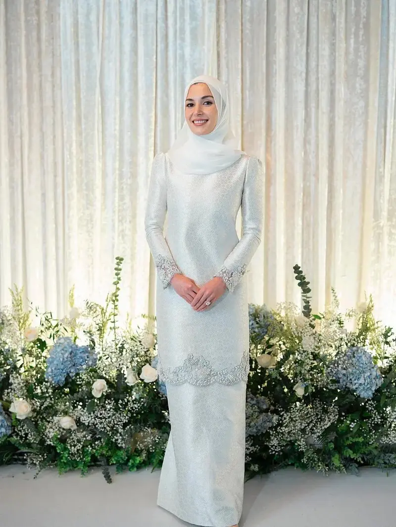 7 Rekomendasi Baju Kurung Modern Wanita Ngetrend di 2024, Cocok untuk  Lebaran - Citizen6 Liputan6.com