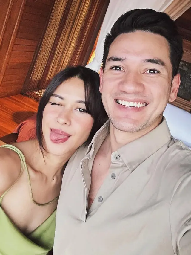 [Fimela] Nana Mirdad dan Andrew White