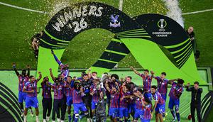 Crystal Palace menjadi juara Conference League 2025/2026. (John MACDOUGALL / AFP)