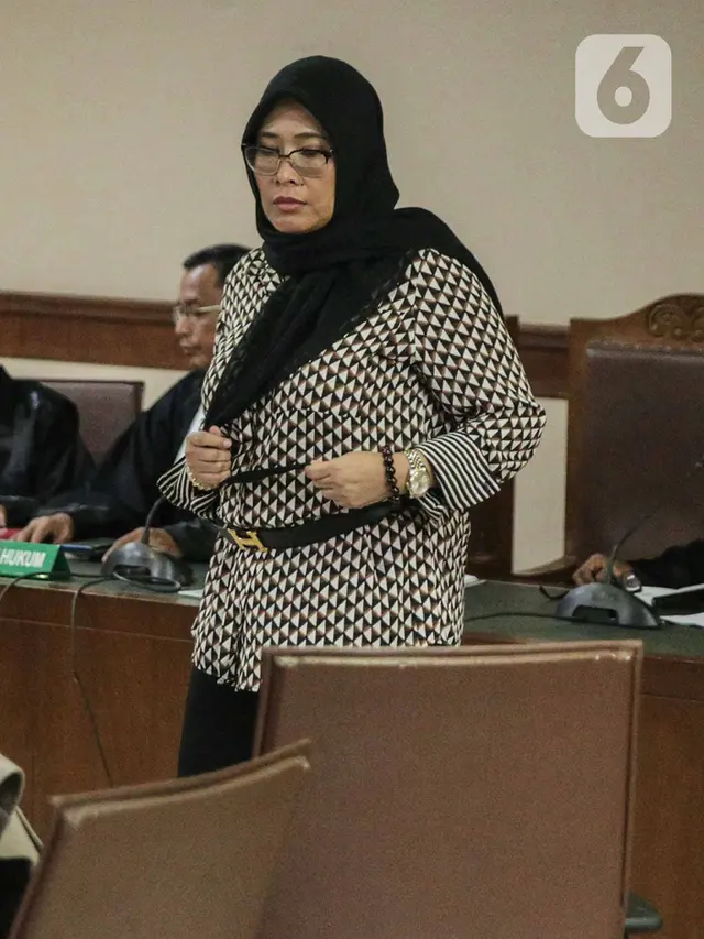 Mirawati Basri Jalani Sidang Dakwaan Suap Impor Bawang Putih