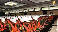 Kementerian Pekerjaan Umum dan Perumahan Rakyat (PUPR) memberikan sertifikasi kompetensi di bidang konstruksi kepada para prajurit Zeni TNI AD. Dok PUPR