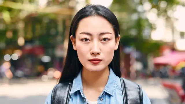 marah kecewa tidak tersenyum