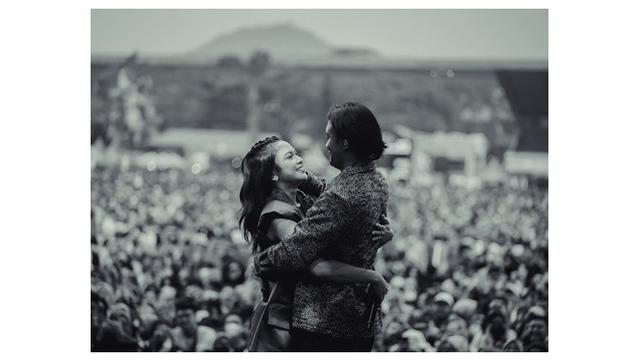 6 Potret Mahalini Raharja Manggung Bareng Rizky Febian, Selalu Tampil Mesra