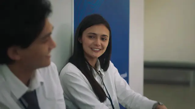 Perjuangan moko dalam Film 1 KAKAK 7 PONAKAN. (credit: instagram.com/1kakak7ponakan/youtube.com/@cer