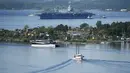 USS Gerald R Ford adalah kapal perang terbesar yang pernah dibuat. Selain 4.500 awak, dia menampung 90 pesawat dan helikopter. (Terje Pedersen/NTB/AFP)