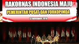 Kapolri Jenderal Pol Idham Aziz (kedua kanan) dan Panglima TNI Marsekal TNI Hadi Tjahjanto (tengah) saat diskusi panel VIII Rakornas Indonesia Maju antara Pemerintah Pusat dan Forum Koordinasi Pimpinan Daerah (Forkopimda) di Bogor, Jawa Barat, Rabu (13/11/2019). (Liputan6.com/Herman Zakharia)