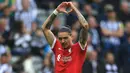 Darwin Nunez yang baru menjalani musim kedua bersama Liverpool di Premier League pada musim 2023/2024, menempati posisi ketiga sebagai pemain Uruguay tertajam di Premier League. Hingga kini ia telah mencetak total 13 gol di Premier League dari 38 laga yang telah dijalani. (AFP/Lindsey Parnaby)