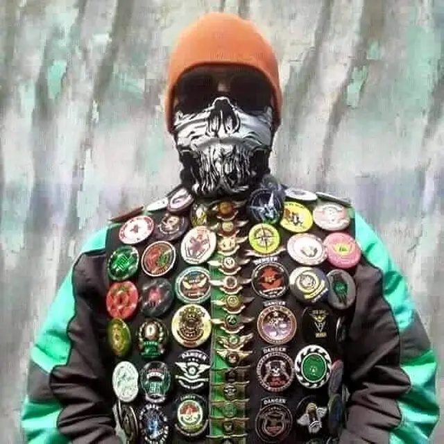 6 Momen Kocak Ojek Online saat Pakai Jaket, Bikin Tepuk Jidat