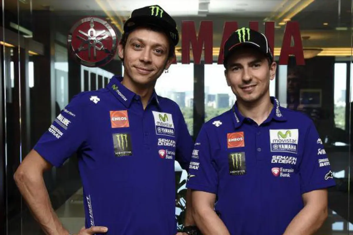 Valentino Rossi dan Jorge Lorenzo