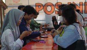 Program BSU 2025 menyasar pekerja atau buruh yang yang bergaji di bawah Rp3,5 juta per bulan yang masuk daftar sebagai penerima Bantuan Subsidi Upah (BSU) dari Kementerian Ketenagakerjaan (Kemnaker).