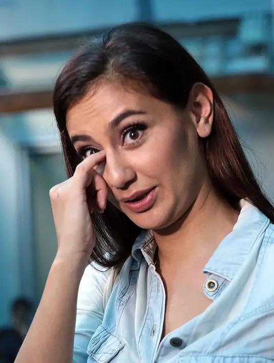 Terkait soal kekasih baru yang lagi-lagi berkewarganegaraan asing, Marissa mengakui tidak sengaja melakukannya. Memilih pria tersebut menjadi kekasihnya bukan karena seorang bule, melainkan kecocokan antara mereka. (Deki Prayoga/Bintang.com)