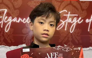 Model Clilik Dave Raymond Tampil di AFF 2026, Bawakan Empat Busana