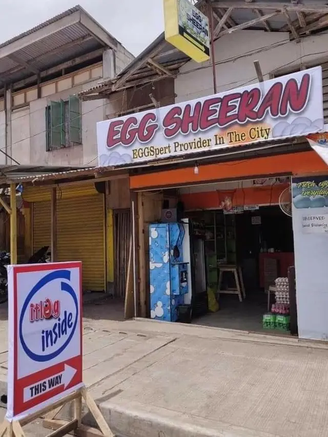 6 Spanduk Jualan Terinspirasi dari Penyanyi Ini Bikin Geleng Kepala