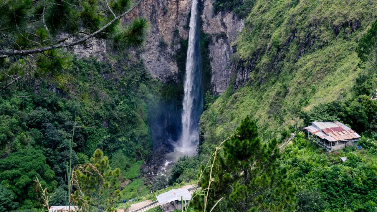 Air Terjun Sipiso-Piso Medan, Sumatera Utara