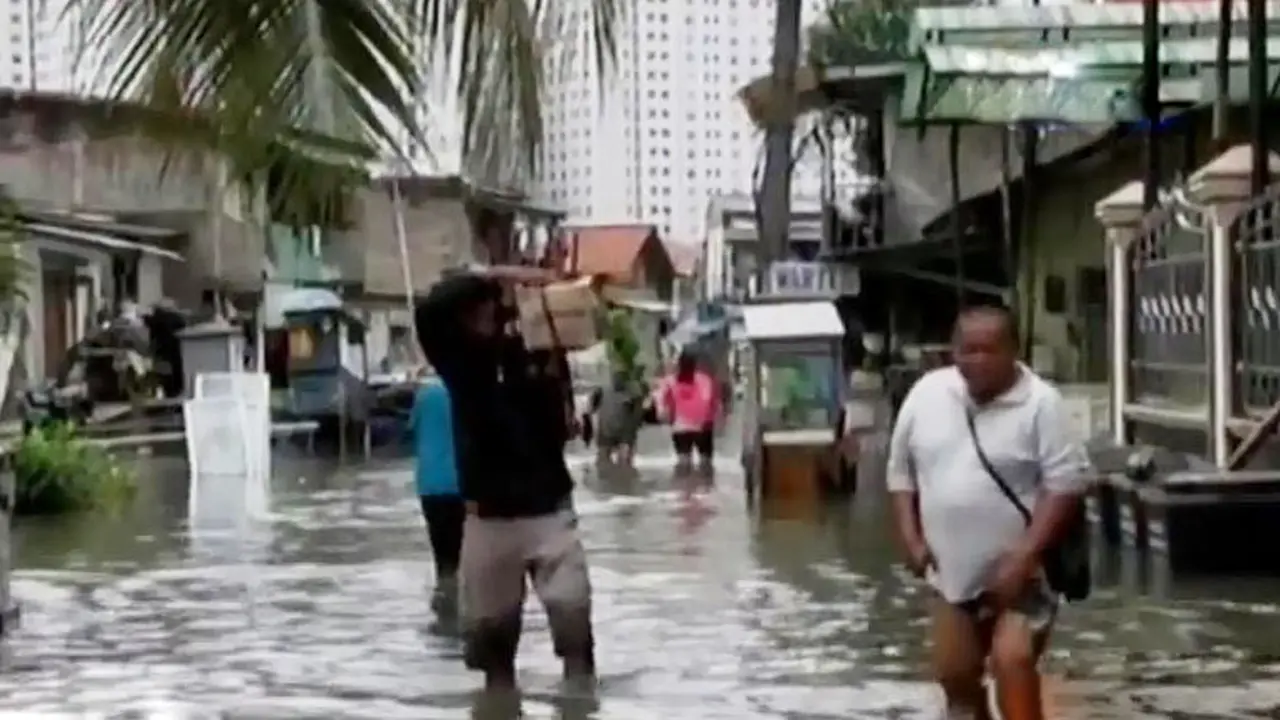 Segmen 1: Banjir Jakarta hingga Aktivitas Gunung Sinabung