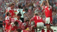 Kilas Balik Piala Eropa 1992: Dinamit Denmark Ledakkan 2 Kekuatan Barat