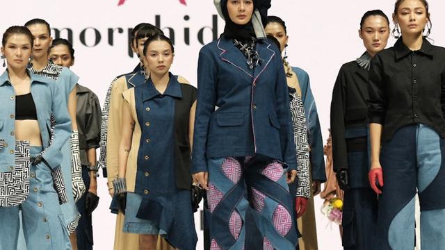 Paula Verhoeven Kembali ke Runway Jakarta Fashion Week. dok. Jakarta Fashion Week