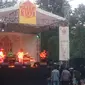 Pertunjukan band mewarnai Festival Mahakarya 2017 di Kampus Fakultas Hukum Universitas Pancasila, Jakarta ( Foto :Abdi)