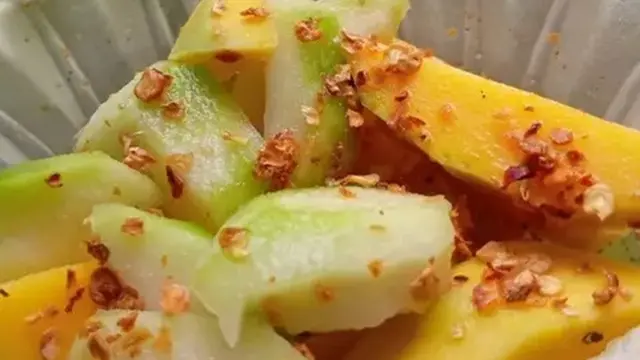 Resep manisan mangga kering untuk lengkapi sajian Lebaran. (dok. Cookpad @dapurku_shofy8309)