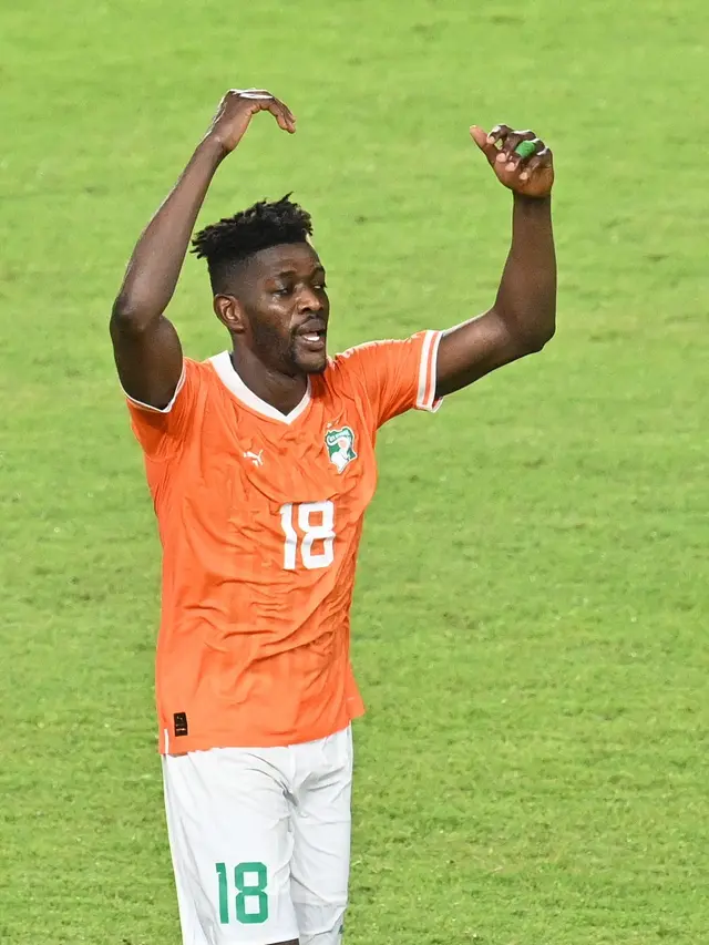 Ibrahim Sangare diincar MU