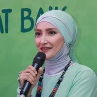 Aktris senior Inneke Koesherawati mengaku sangat senang menjalani puasa Ramadan tahun ini. Bersyukur dirinya masih diberi kesempatan menjalani puasa. (Galih W. Satria/Bintang.com)